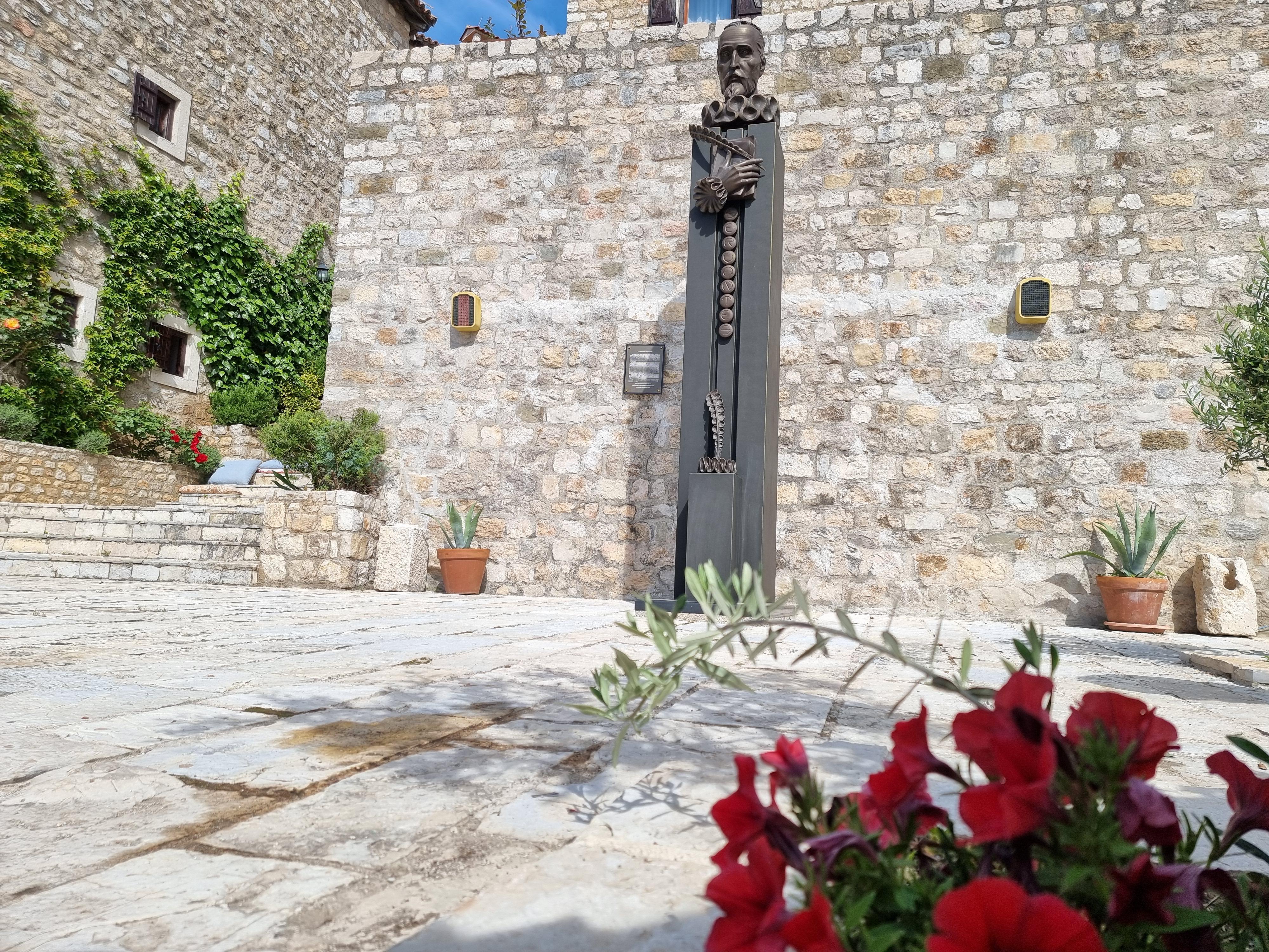 Hotel Palata Venezia Ulcinj Exterior photo